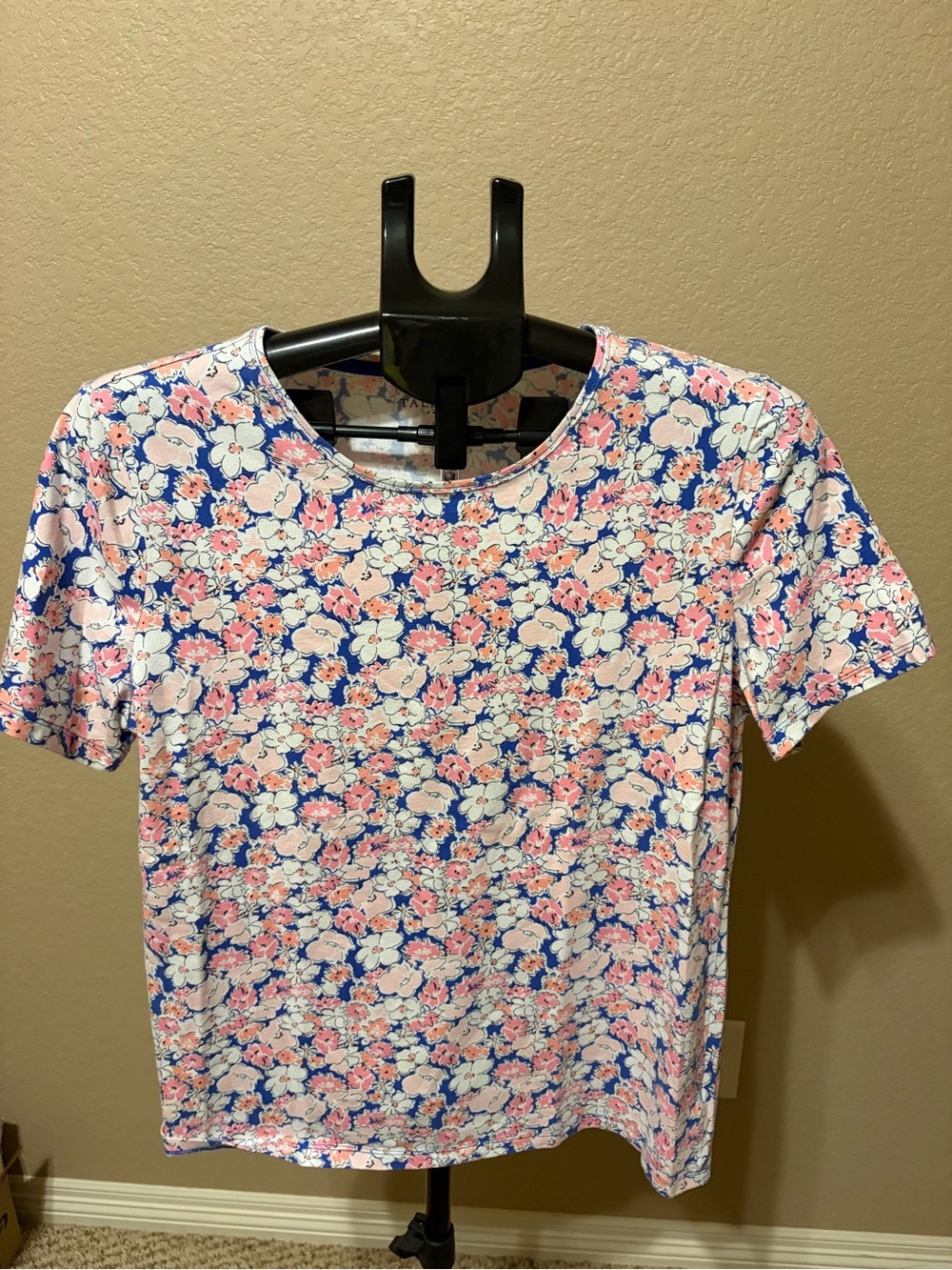 Talbots -Floral Short-Sleeve Crewneck Top in Pink and Blue